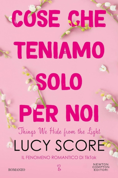 Cose che teniamo solo per noi. Things we hide from the light